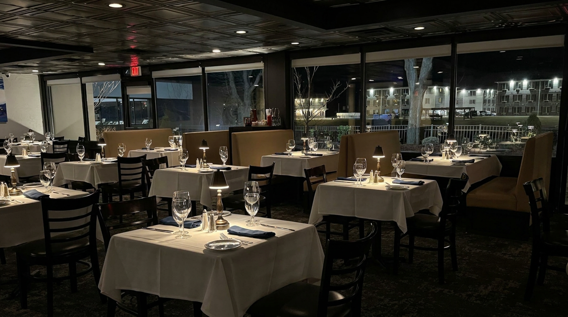 The Landing dining room