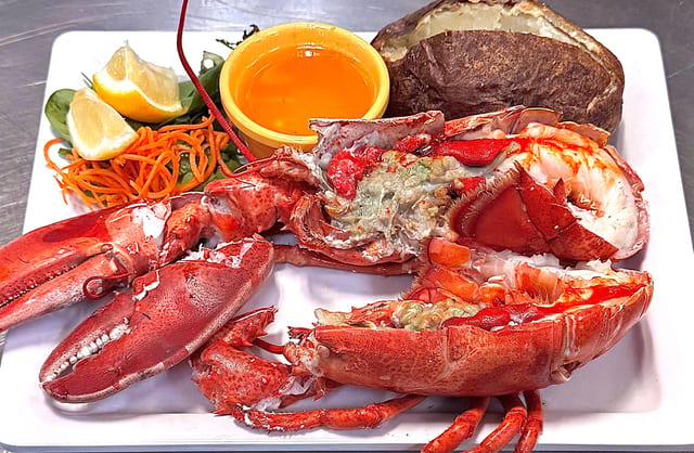 1 1/2 lb Lobster.